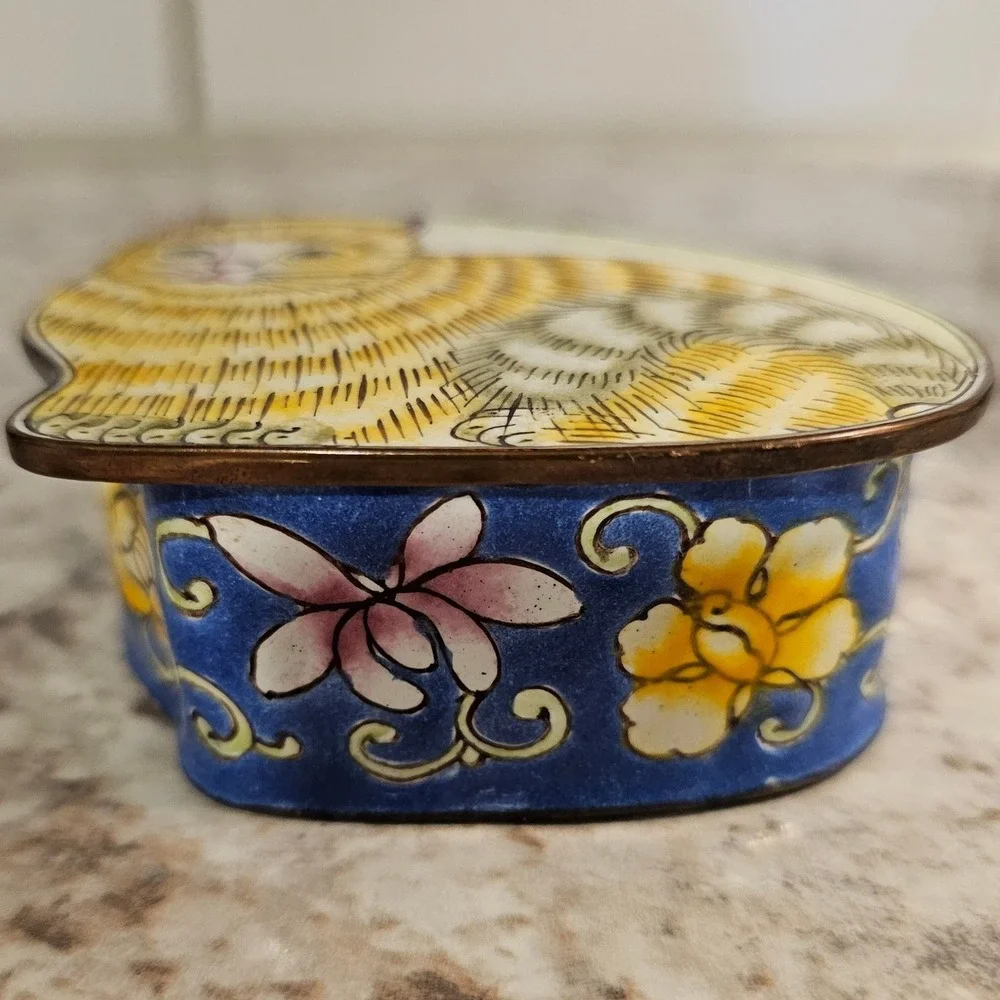 N/A cat trinket